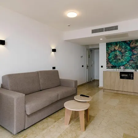 Hotel Alua Rocas 4*